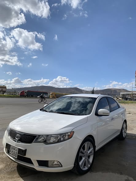 كيا فورتي 2011 - صورة 1