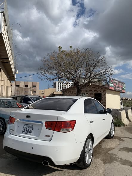 كيا فورتي 2011 - صورة 4