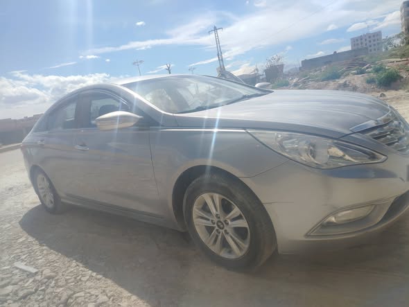 هيونداي سوناتا 2011 - صورة 1