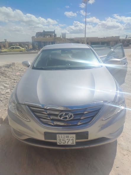هيونداي سوناتا 2011 - صورة 2
