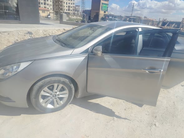 هيونداي سوناتا 2011 - صورة 3