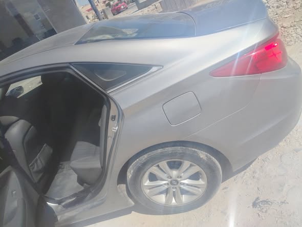 هيونداي سوناتا 2011 - صورة 4