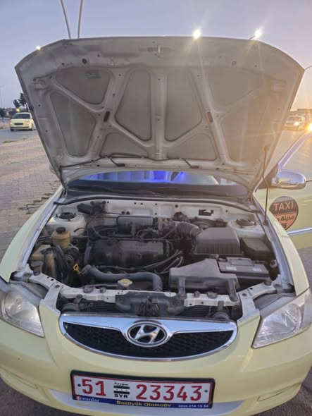 هيونداي فيرنا 2011 - صورة 2