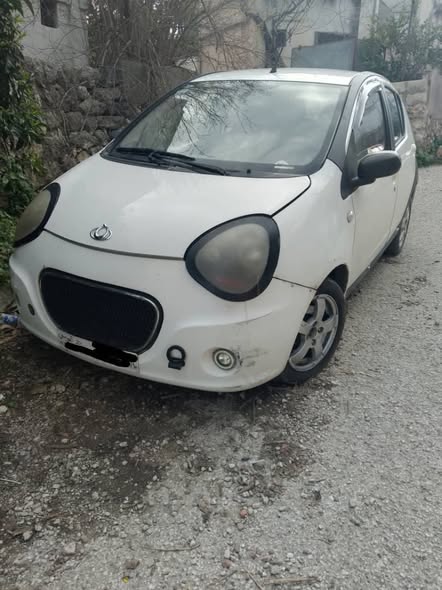 جيلي باندا 2011 - صورة 1