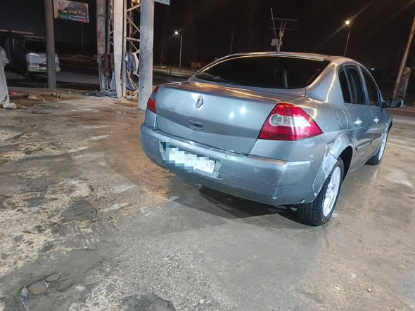 رينو ميغان 2005 - صورة 2