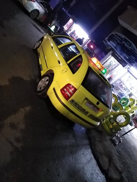 سكودا فابيا 2001 - صورة 3