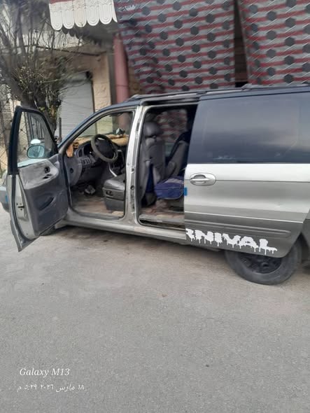 كيا كرنفال 2001 - صورة 3