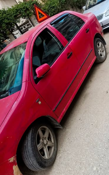 سكودا فابيا 2002 - صورة 3