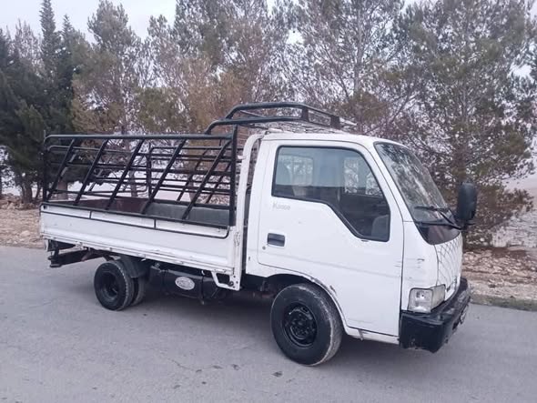 كيا K3000 1999 - صورة 2