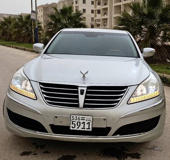 هيونداي سنتنيال 2010 - صورة 2