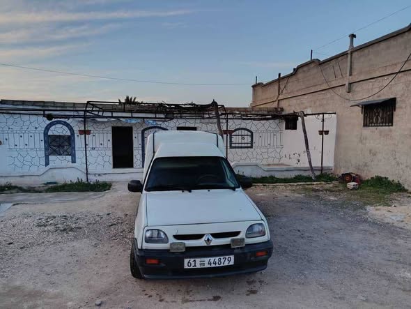 رينو اكسبرس 1998 - صورة 1