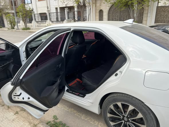 تويوتا كامري 2014 - صورة 5