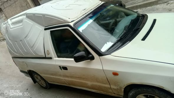 سكودا بيك اب 2001 - صورة 4