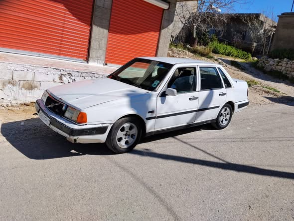 فولفو 200 1993 - صورة 2