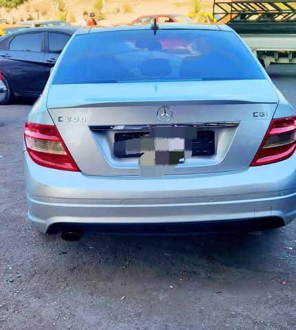 مرسيدس C200 2011 - صورة 2