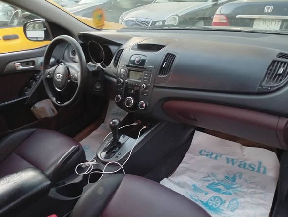 كيا سيراتو 2010 - صورة 5