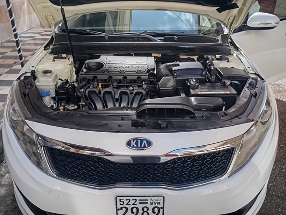 كيا K5 2011 - صورة 4