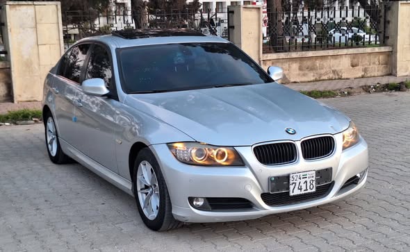 بي ام دبليو 320i 2011 - صورة 2