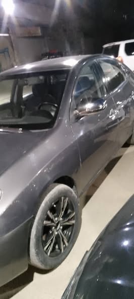 هيونداي افانتي 2009 - صورة 4