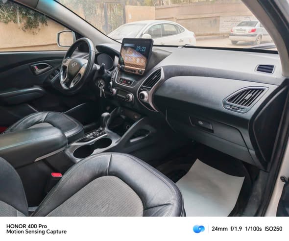 هيونداي توسان 2010 - صورة 2