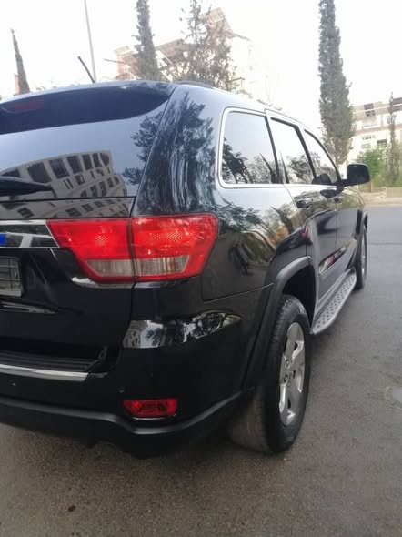 جيب شيروكي 2012 - صورة 3