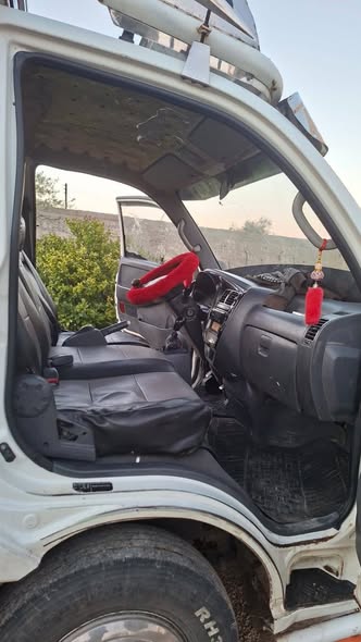 كيا بونغو 2008 - صورة 4