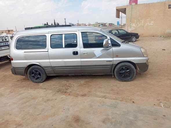 هيونداي ستاركس 2007 - صورة 3