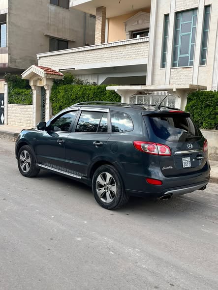 هيونداي سانتافي 2012 - صورة 3