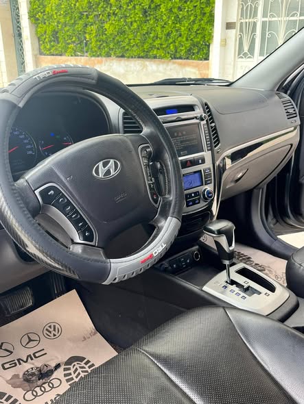 هيونداي سانتافي 2012 - صورة 5