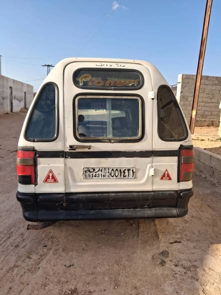 سكودا بيك أب 1998 - صورة 2