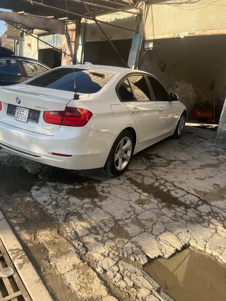 بي ام دبليو 320i 2012 - صورة 3