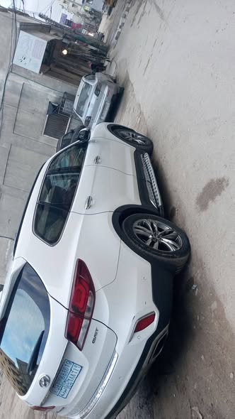 هيونداي سنتافي 2016 - صورة 1