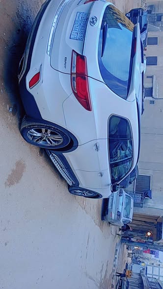 هيونداي سنتافي 2016 - صورة 3