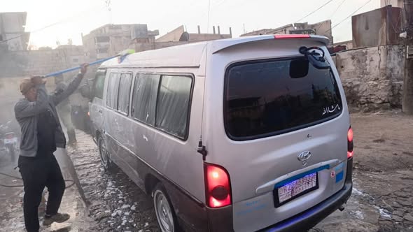 هيونداي اتش 1 1999 - صورة 4