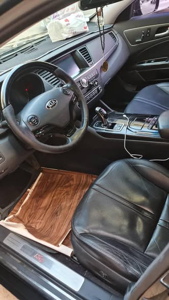 كيا كي 9 2014 - صورة 2