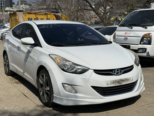 هونداي لنتره 2011 - صورة 5