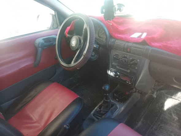 شفروليه كورسا 1998 - صورة 4