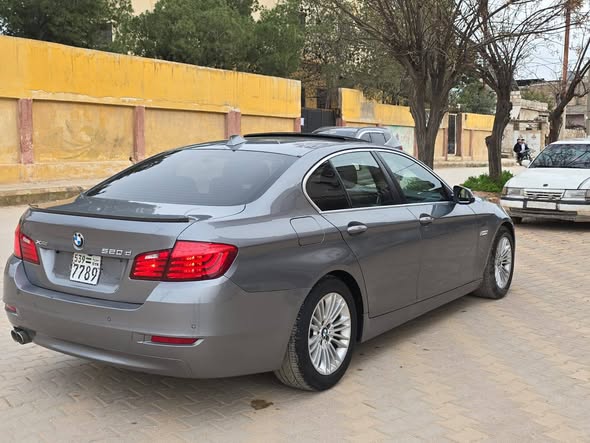 بي ام دبليو 520 2015 - صورة 5