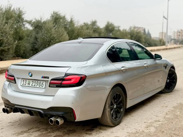 بي إم دبليو 520 2015 - صورة 2