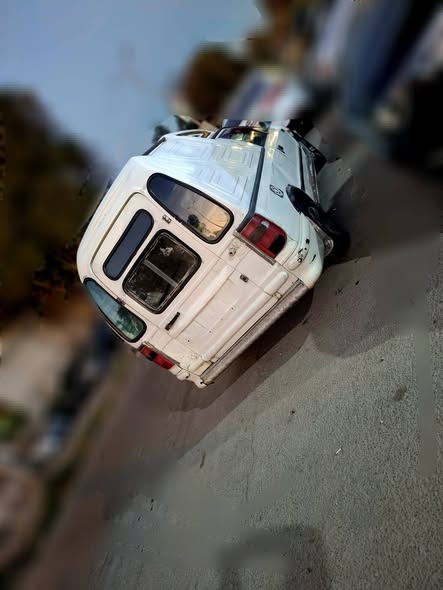 سكودا بيك اب 1997 - صورة 2