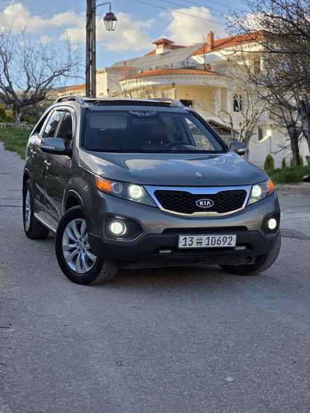 كيا سورينتو 2010 - صورة 1