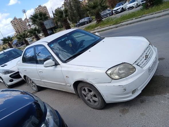 هيونداي اكسنت 2004 - صورة 1