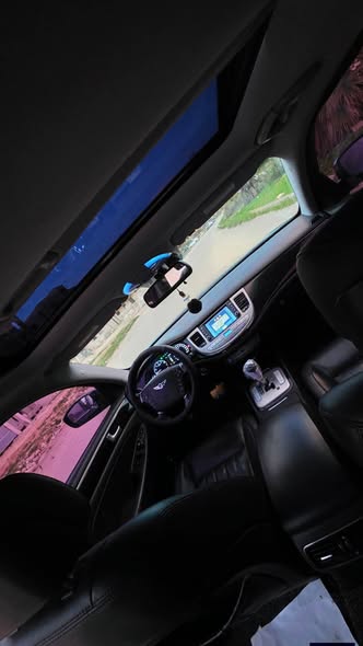 هونداي جينيسيس 2013 - صورة 1