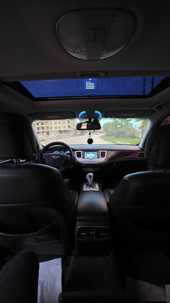 هونداي جينيسيس 2013 - صورة 3