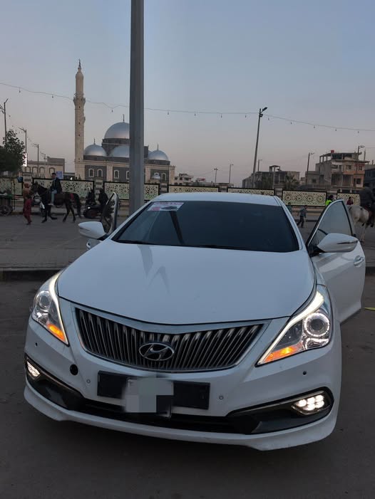 هيونداي أزيرا 2015