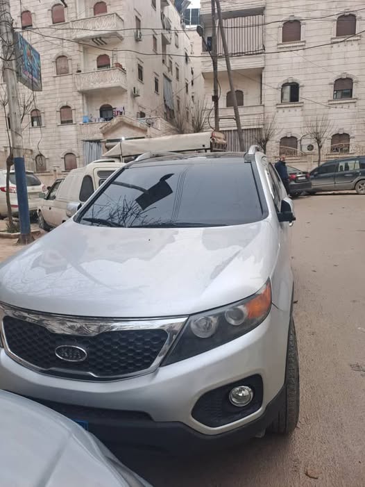 كيا سورينتو 2010 - صورة 1