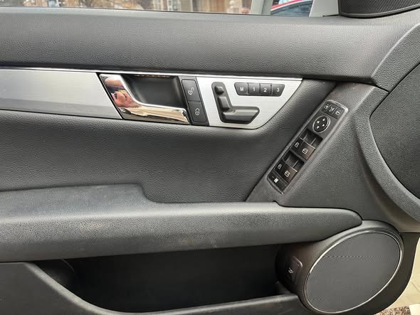 مرسيدس سي 200 2011 - صورة 5