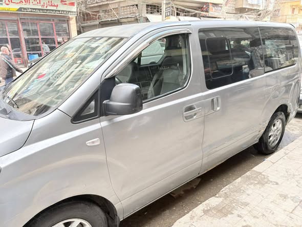 هيونداي H-1 2011 - صورة 2