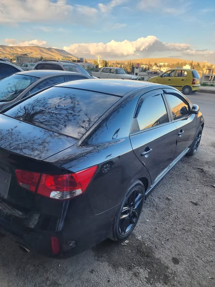 كيا فورتي 2010 - صورة 2