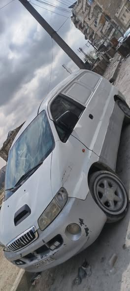 هيونداي ستاريكس 1998 - صورة 1